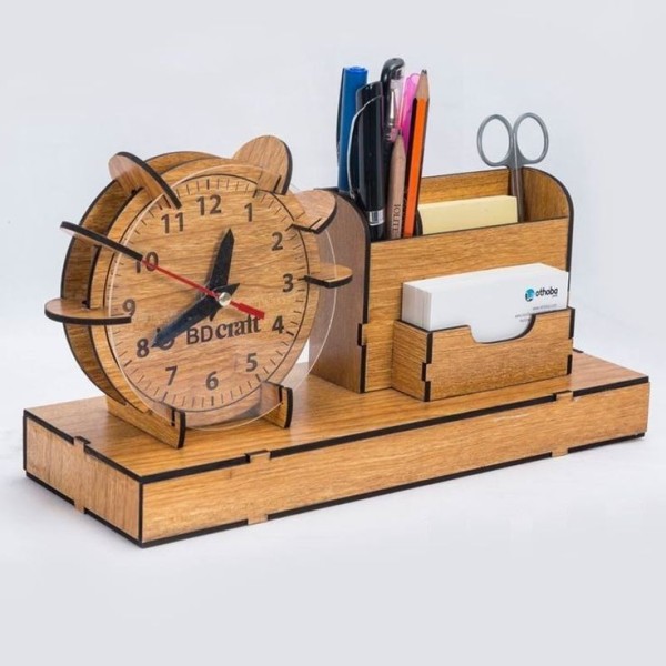 DESIGN EN BOIS AVEC SUPPORT A STYLO