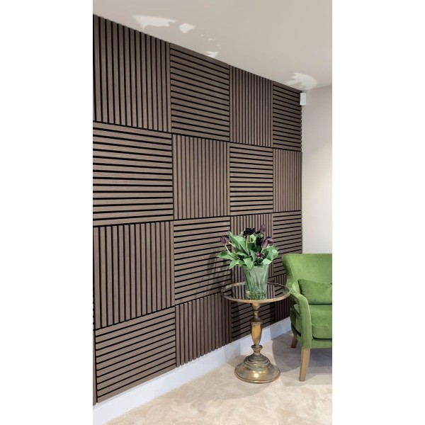 PANNEAU MURAL  EN BOIS AVEC DESIGN