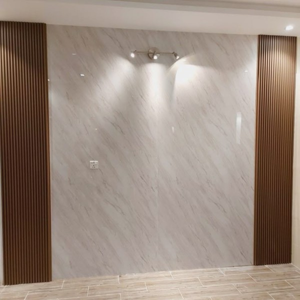 PANNEAU MURAL EN PVC