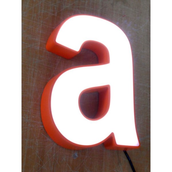LETTRAGES EN PVC LUMINEUX